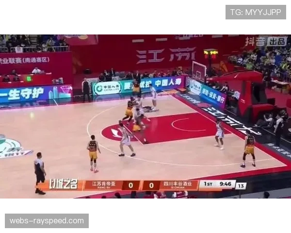 江苏肯帝亚对阵四川丰谷酒业，贾尔斯场均1.1次抢断展现防守进步